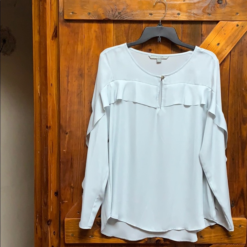 Valerie Stevens- light gray top.Size L